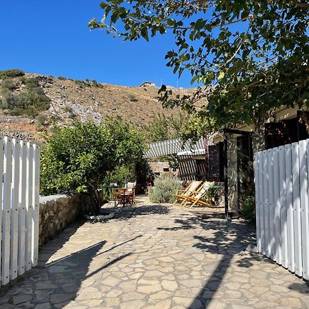 Villa La Familia Maison Traditionnelle Plakias Bagian luar foto