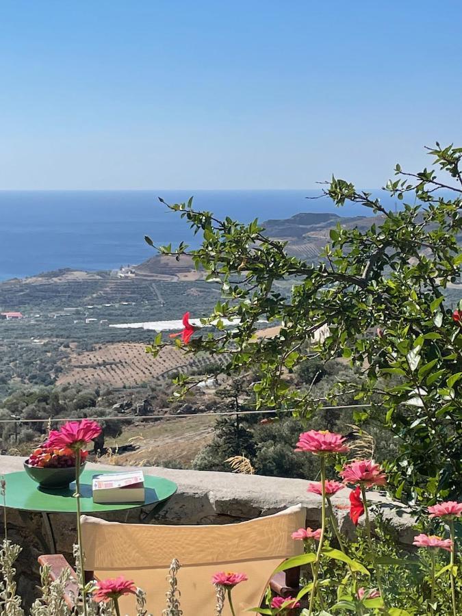 Villa La Familia Maison Traditionnelle Plakias Bagian luar foto
